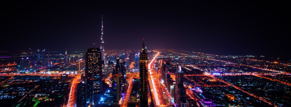 Dubaj zwiedzany nocą